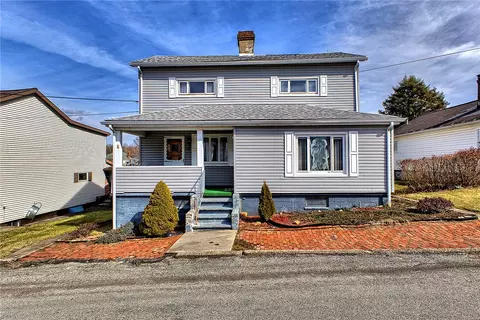 238 High St, Mount Pleasant, PA 15666