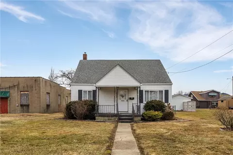 519 Carl Ave, New Kensington, PA 15068
