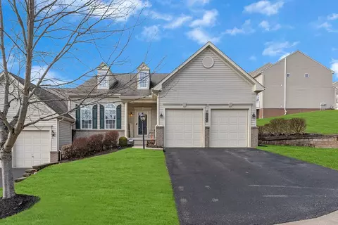 211 Maple Ridge Dr, Canonsburg, PA 15317