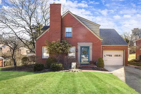 241 Datura Dr, Pittsburgh, PA 15235