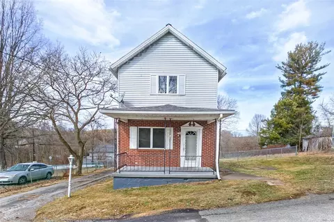 47 Church St, New Salem, PA 15468