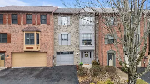 417 Glendale Ct, Monroeville, PA 15146