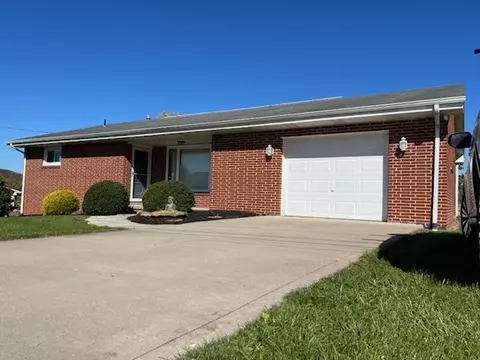 315 Phyllis Dr, Saltsburg, PA 15681