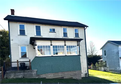 103 S 6th St, West Newton, PA 15089