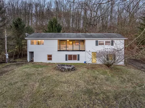 820 Old National Pike, Claysville, PA 15323