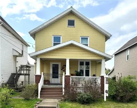 1012 Dewey Ave, New Castle, PA 16101