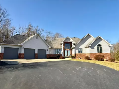 1334 Cleland Mill Rd, New Castle, PA 16102