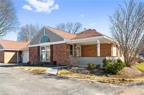 703 Dehaven Ct, Glenshaw, PA 15116