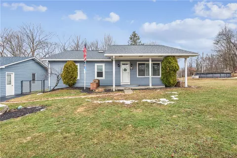 379 Spruce Hollow Rd, Vandergrift, PA 15690
