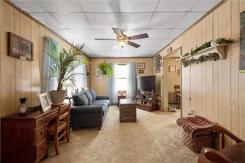 29 Maple St, Eighty Four, PA 15330 photo 6