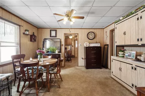 29 Maple St, Eighty Four, PA 15330 photo 12