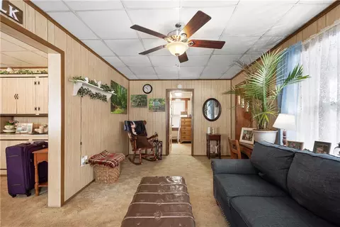 29 Maple St, Eighty Four, PA 15330 photo 8