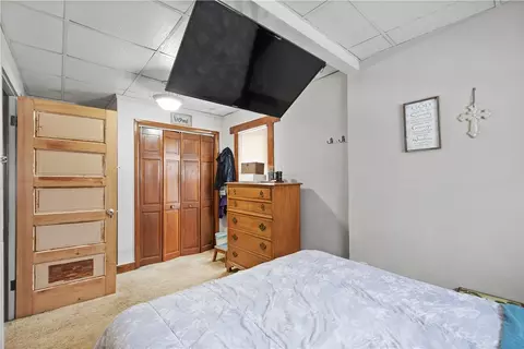 29 Maple St, Eighty Four, PA 15330 photo 10