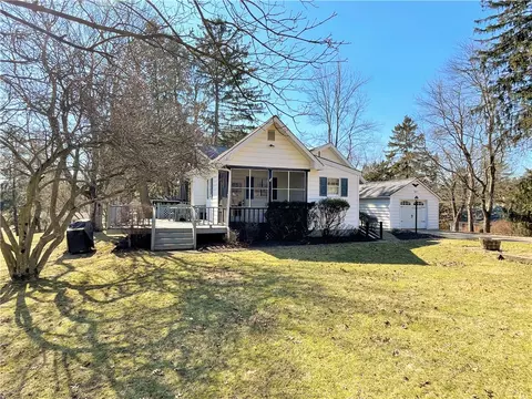 2791 Florence Dr, Gibsonia, PA 15044