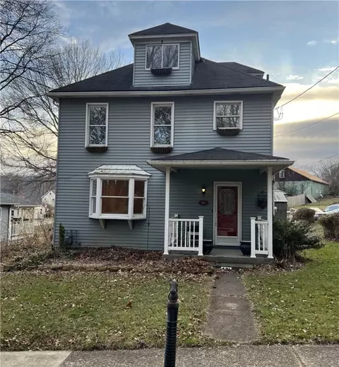 421 Butler St, Springdale, PA 15144