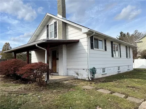 530 Burns Ave, Indiana, PA 15701