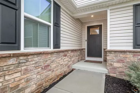 717 Celia Way, Harmony, PA 16037 photo 4