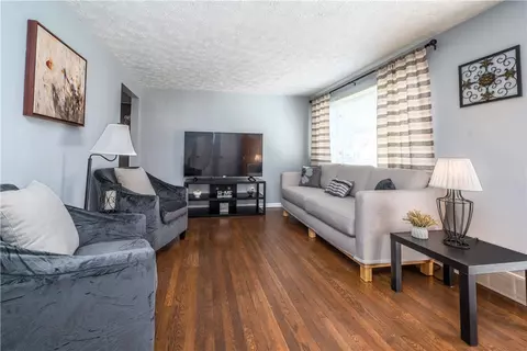 Living - 4609 E Willock Rd, Pittsburgh, PA 15227 photo 2 of 2