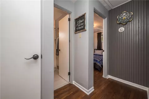 Entry Way - 4609 E Willock Rd, Pittsburgh, PA 15227 photo 3 of 3