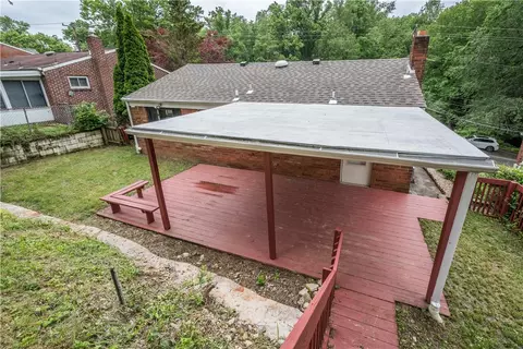 Exterior - 4609 E Willock Rd, Pittsburgh, PA 15227 photo 6 of 7