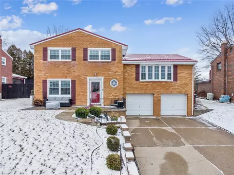 396 S Sabbath Dr, Pittsburgh, PA 15236