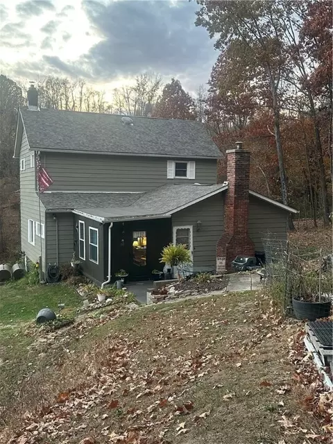 160 Senchur Rd, Greensburg, PA 15601