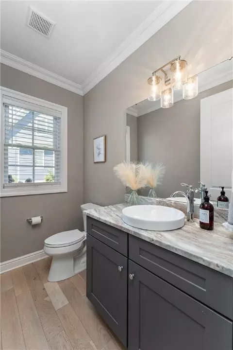 Bath - 629 Chilliwack Ln, Mars, PA 16046 photo 1 of 7