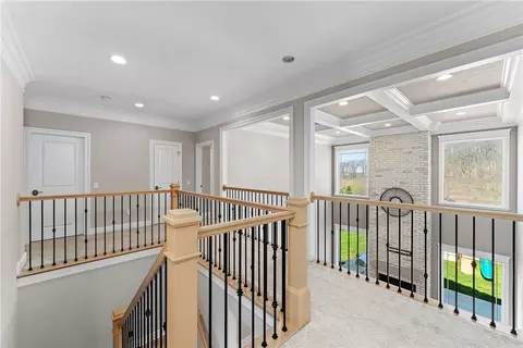 Entry Way - 629 Chilliwack Ln, Mars, PA 16046 photo 5 of 6