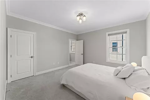 Bedroom - 629 Chilliwack Ln, Mars, PA 16046 photo 6 of 9