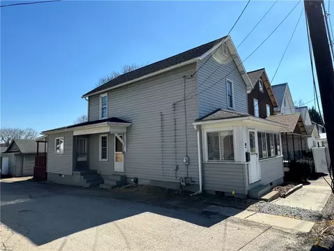 121 S 13th St, Indiana, PA 15701