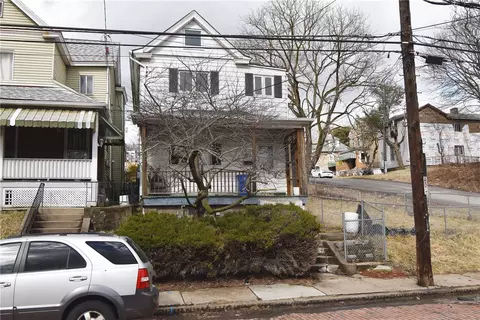 451 Michigan St, Pittsburgh, PA 15210