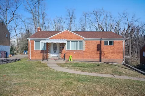 510 Barbara Dr, Pittsburgh, PA 15227