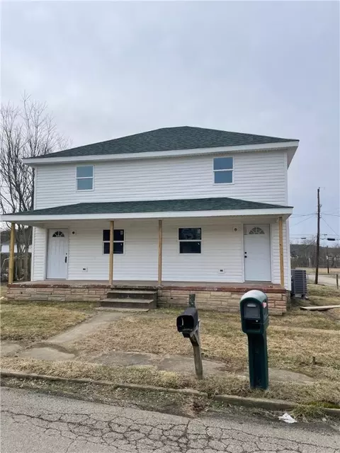 120 E 2nd St, Grindstone, PA 15442