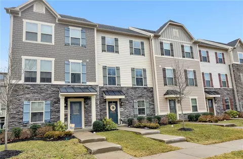 452 Fairmont Dr, Wexford, PA 15090