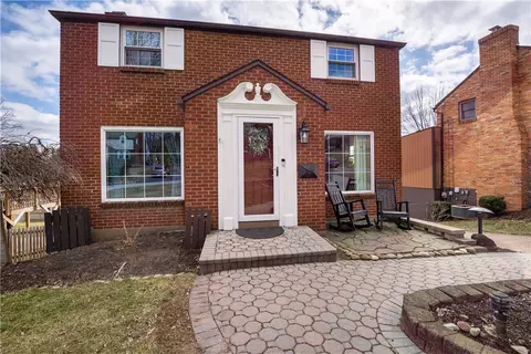 1933 Elmbrook Ln, Pittsburgh, PA 15243