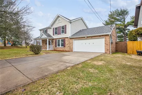 1503 Windcrest Dr, Pittsburgh, PA 15206