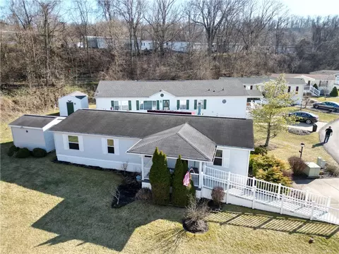 126 Eagle Pointe Ests, New Eagle, PA 15067 photo 33