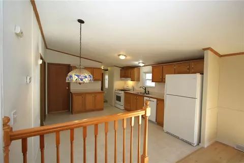126 Eagle Pointe Ests, New Eagle, PA 15067 photo 3