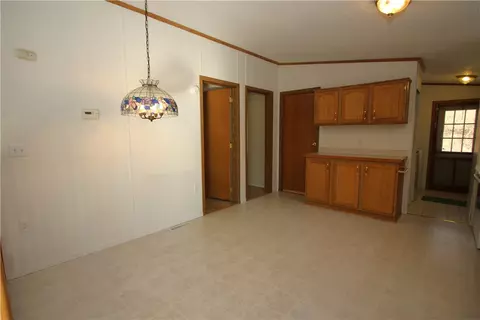 126 Eagle Pointe Ests, New Eagle, PA 15067 photo 4