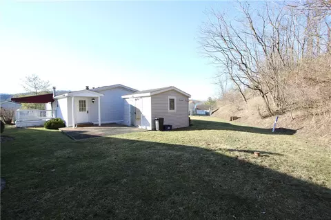 126 Eagle Pointe Ests, New Eagle, PA 15067 photo 27