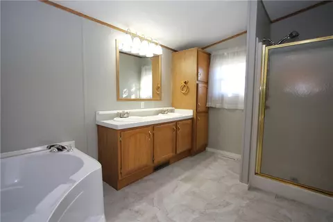126 Eagle Pointe Ests, New Eagle, PA 15067 photo 14