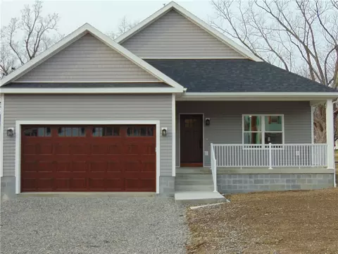 145 Redstone Furnace Rd, Hopwood, PA 15445