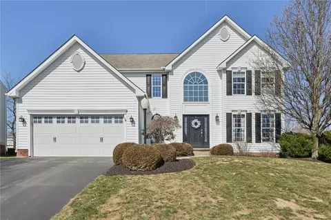 1915 Colonial Dr, Sewickley, PA 15143