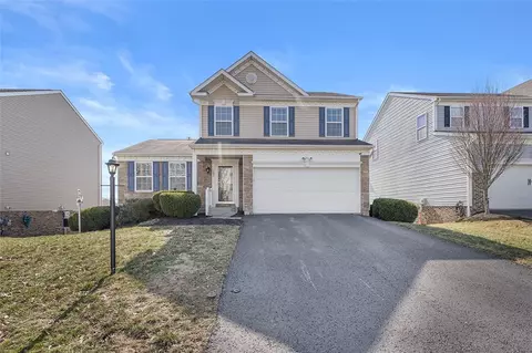 102 Oakwood Ln, Imperial, PA 15126