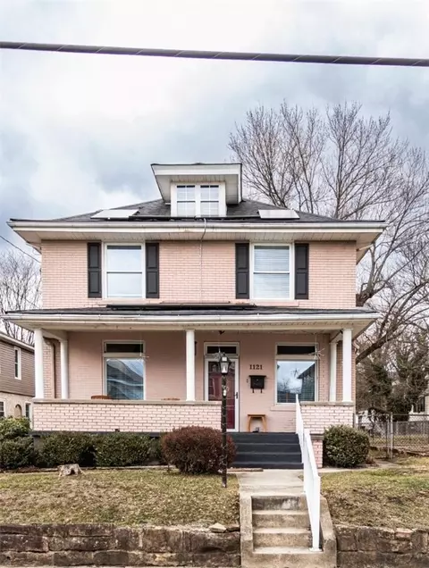 1121 Race St, Connellsville, PA 15425