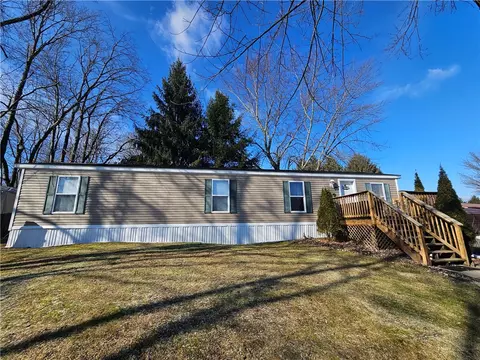 118 Virginia Ln, Butler, PA 16001