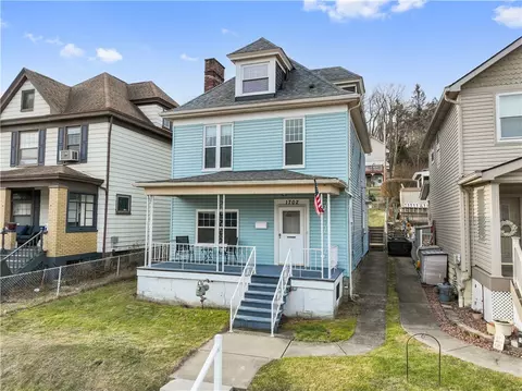1702 Vance Ave, Coraopolis, PA 15108