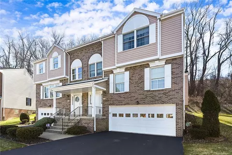329 Karen Ct, Monroeville, PA 15146