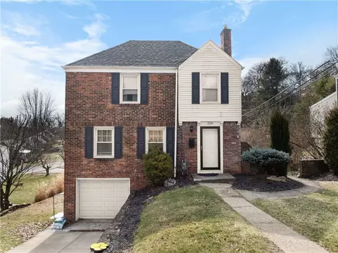 228 Constitution Dr, Pittsburgh, PA 15236