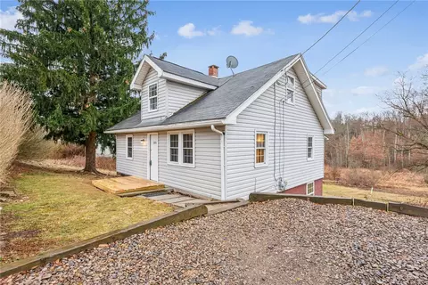 2690 Mcintyre Rd, Mc Intyre, PA 15756